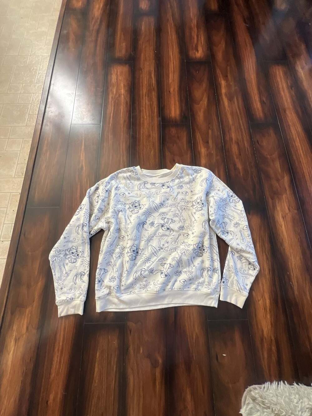 Disney Stitch Tropical Print Sweatshirt XL